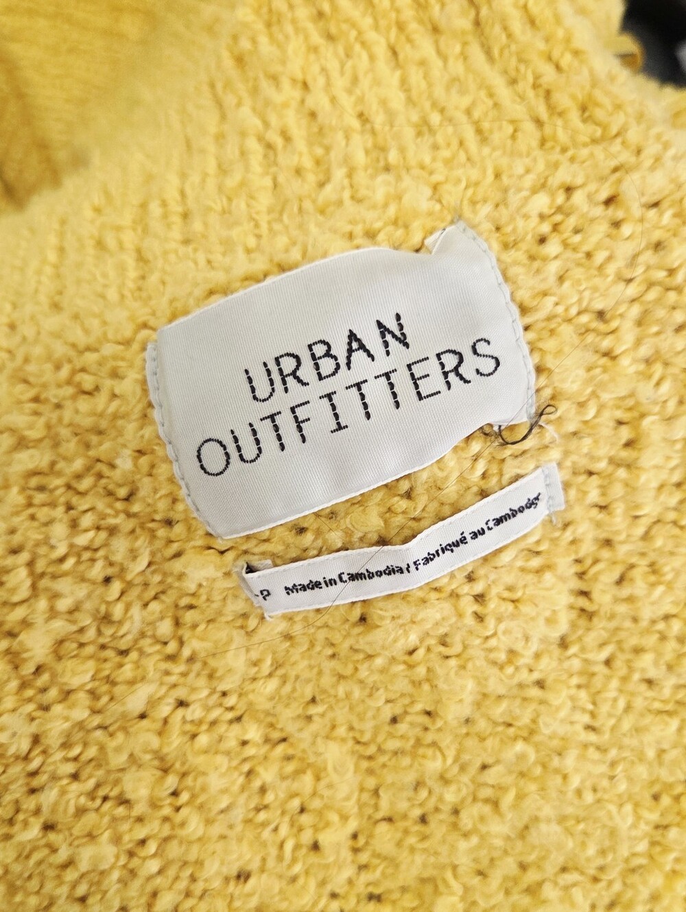 Urban Outfitters small oversized Mustard Yellow V-Neck Striped Sleeve Sweater - Picture 2 of 9